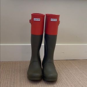 Hunter rain boots